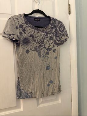Vintage Y2K Skinny Minnie Floral Rhinestone Graphic Tee Medium USA